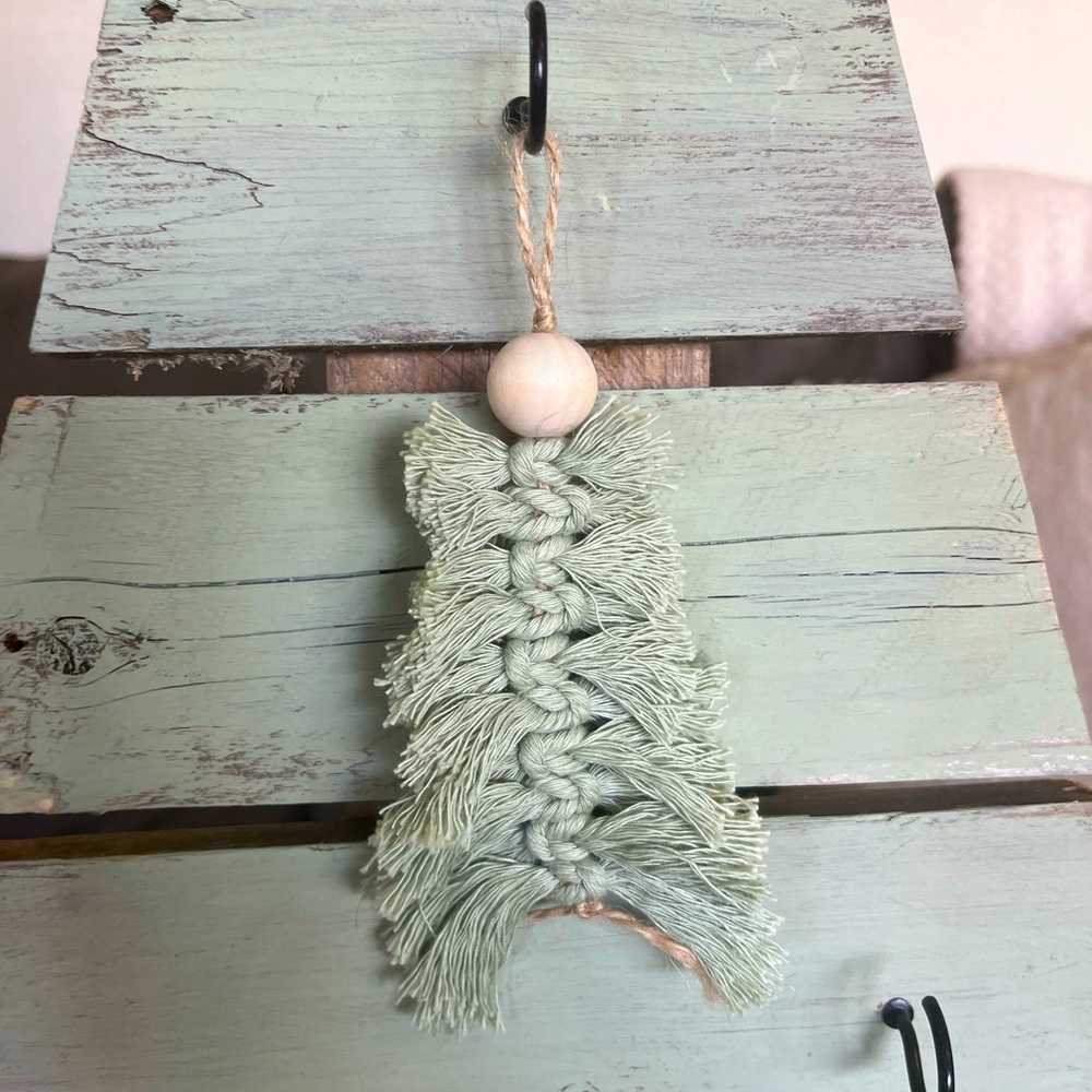Christmas Tree Ornament // Hand Made Macrame